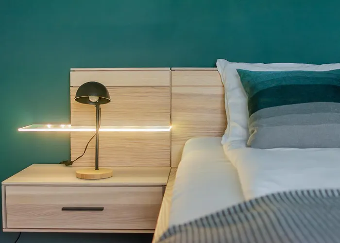 Modern 1br - 15 Mins To Center