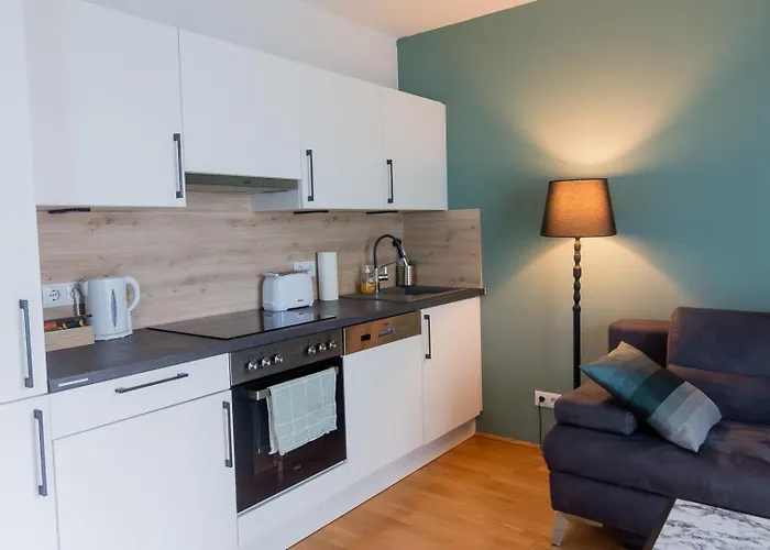 Modern 1br - 15 Mins To Center *